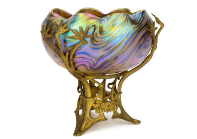 Wilhem Kralik & Söhne – Corrugated vase with an Art Nouveau mount