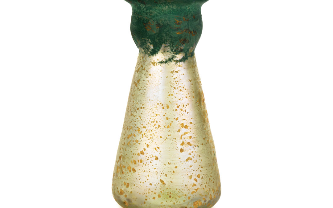 Johann Loetz Witwe – Cephalonia vase with patina