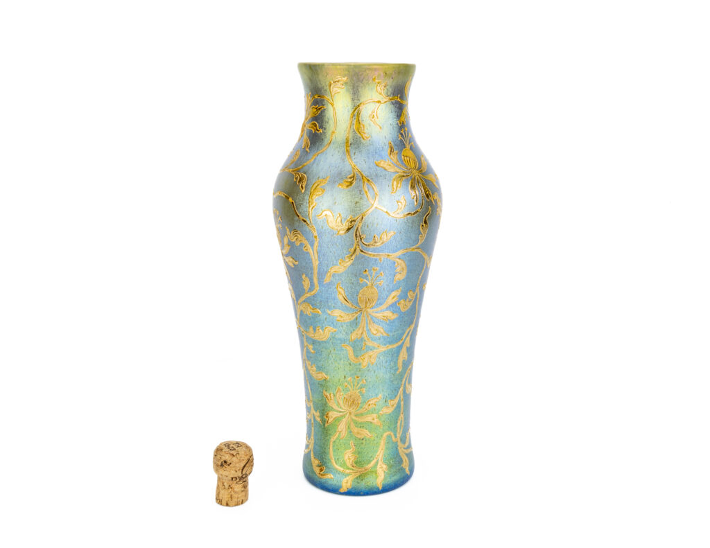 Tall Johann Loetz Witwe Merkur vase with DEK I/138