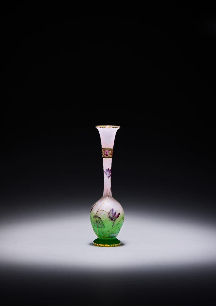 Daum Nancy Art Nouveau vase with cyclamen flowers, enamel and gilding