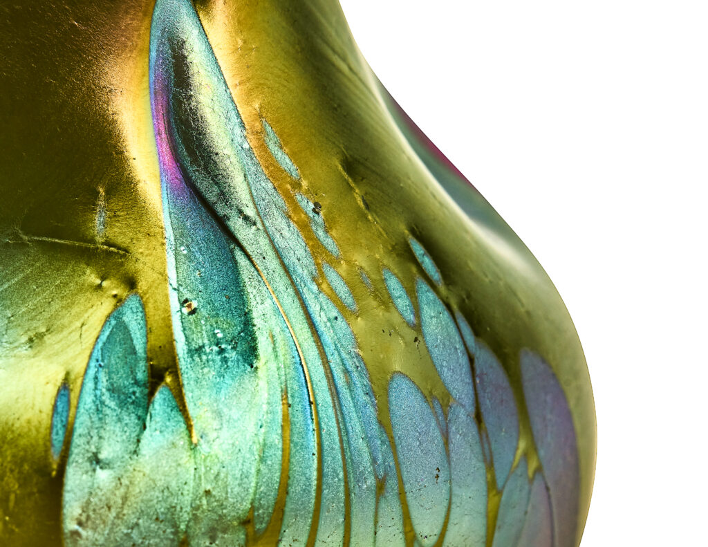 Johann Loetz Witwe Phänomen Genre 2/484 Medici vase blown in ground color Russian Green