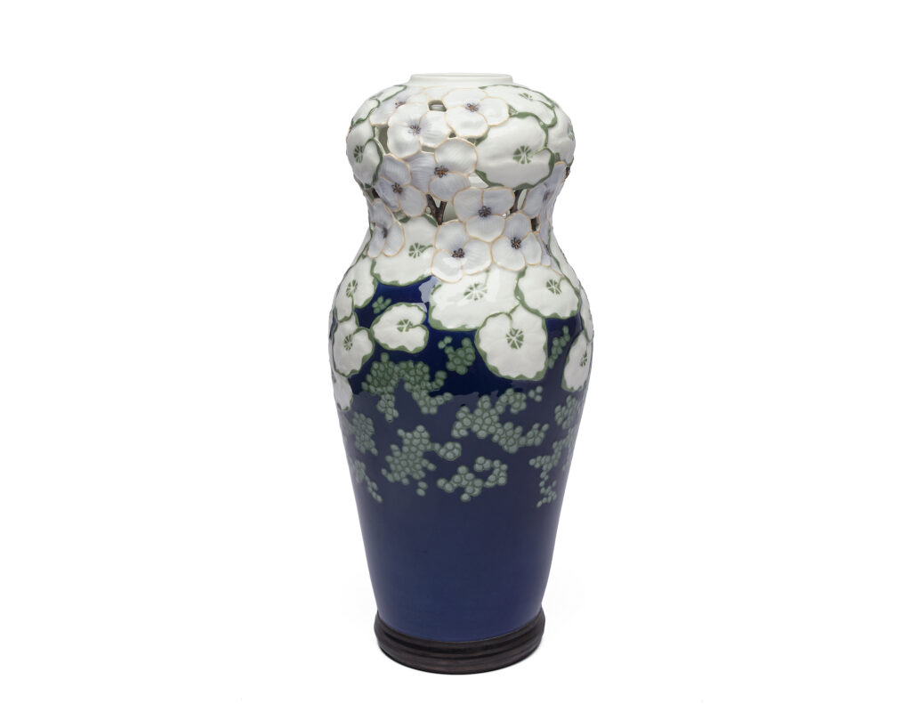 Bing & Grøndahl Art Nouveau porcelain vase by Fanny Garde circa 1900